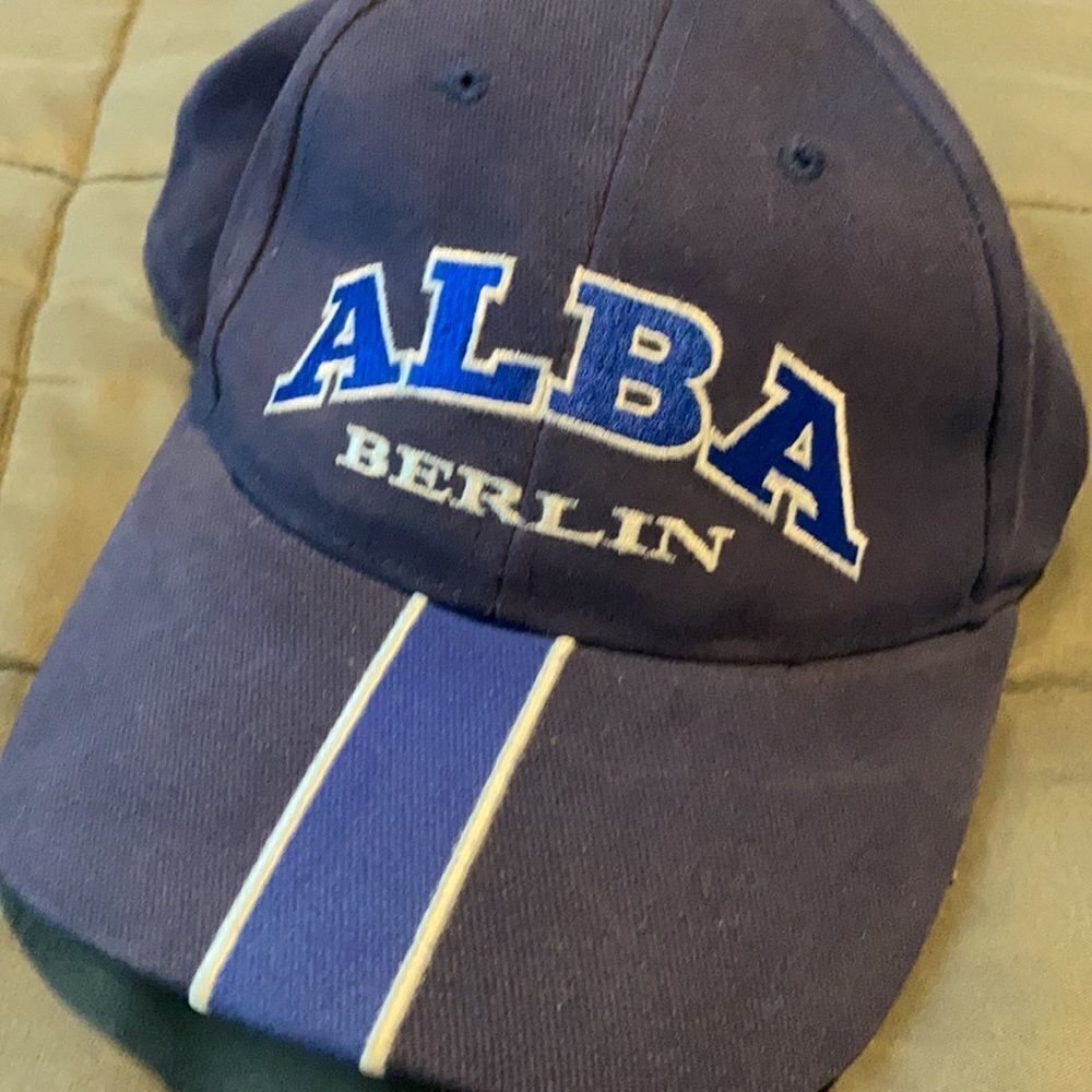 Euroleague Basketball Alba Berlin Official Hat - Picture 2 of 4